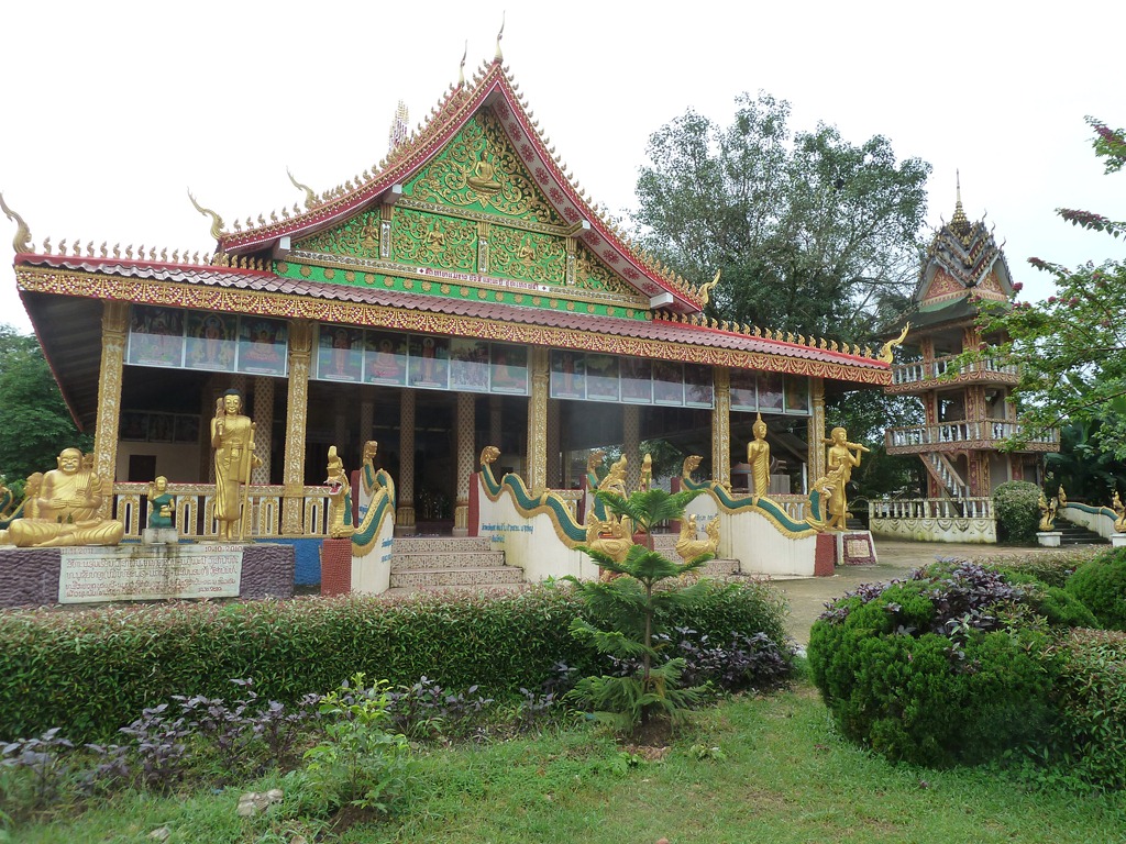 [Laos-Vang-Vieng-Sisoumank-Wat-9-Augu%255B27%255D.jpg]