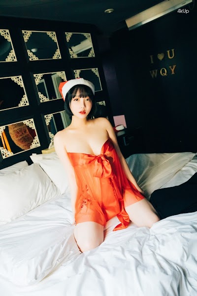 [Loozy] Doube Date Ye-Eun – Son Ye-Eun (손예은)