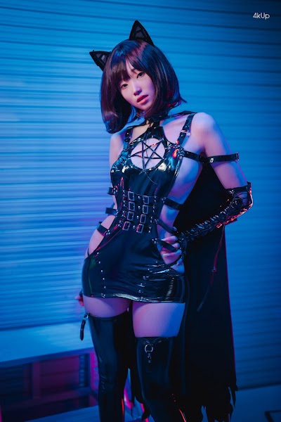 DJAWA Photo – Bambi (밤비) Halloween Nightmare