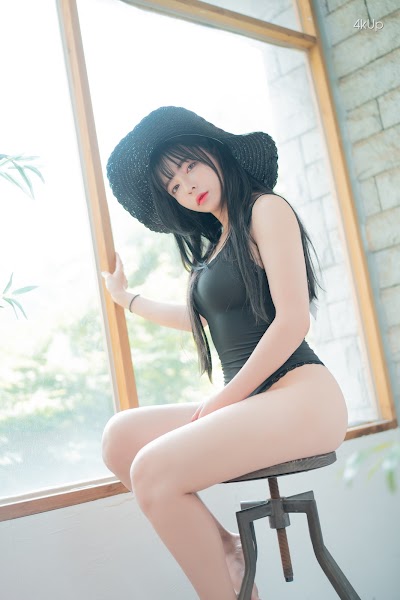 CreamSoda MoMo – MoMo Vol.01