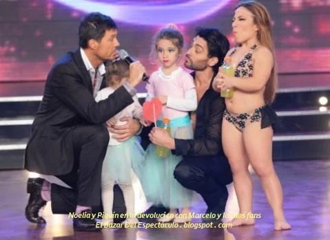Noelia y Piquin en la devoluci¢n con Marcelo y las dos fans.JPG