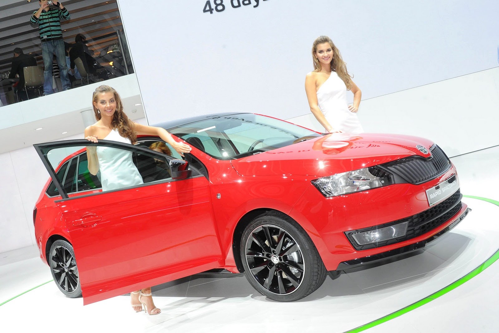 [2014-Skoda-Rapid-Sportback-3%255B2%255D.jpg]