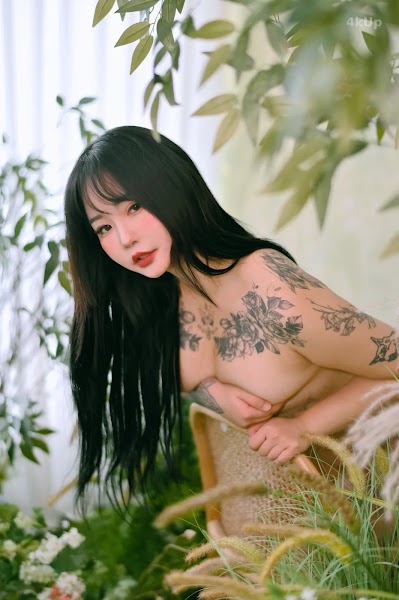 Jeon Bo-Yeon (전보연) Nude Flower