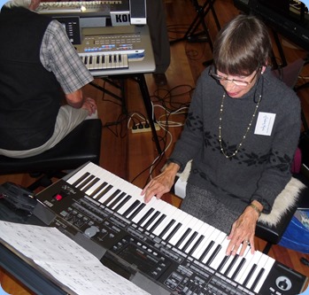 Colleen Kerr playing the Korg Pa3X