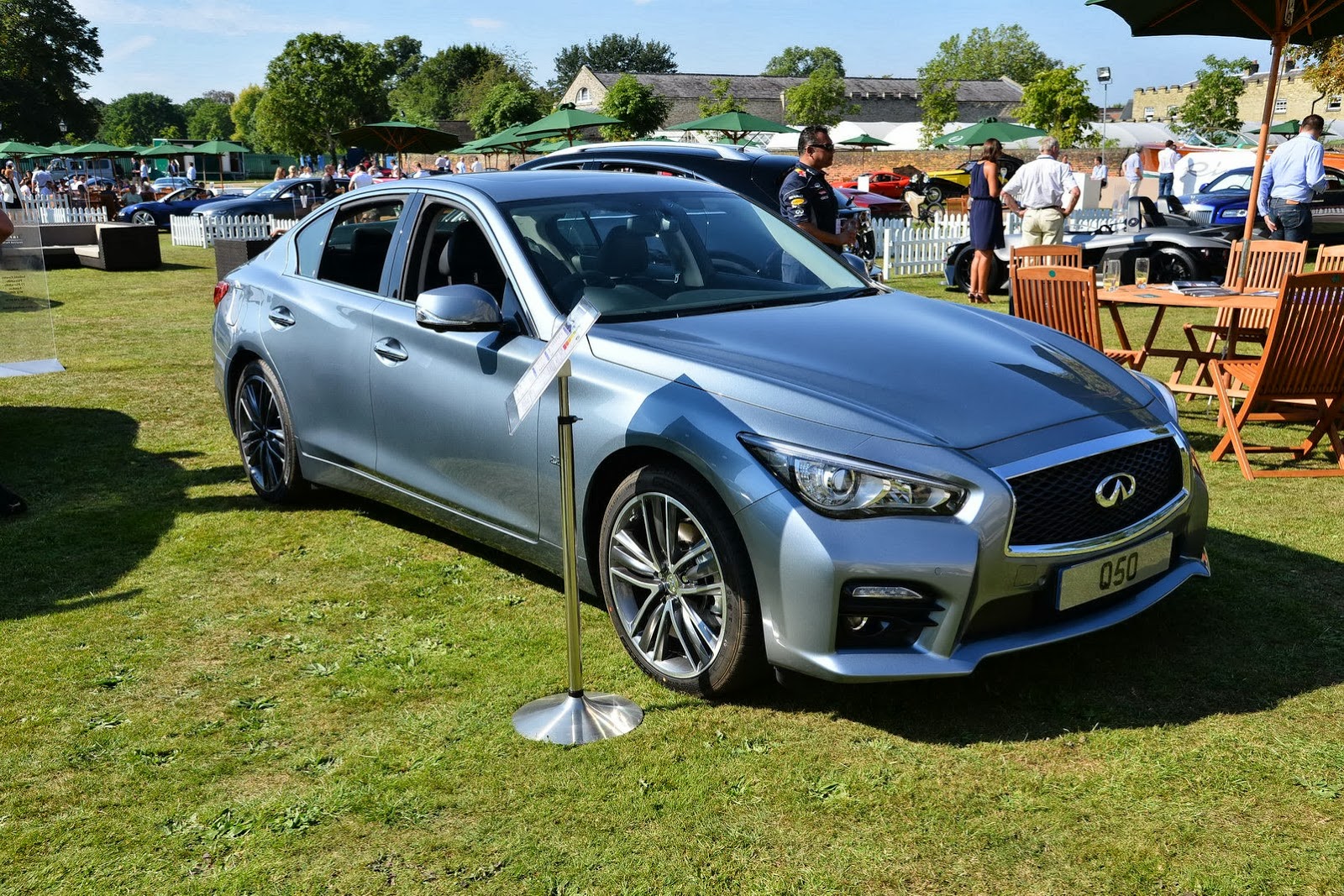 [Infiniti-6%255B2%255D.jpg]