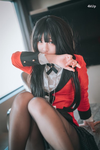 DJAWA Photo – Jeong Jenny (정제니) Gambling with Yumeko