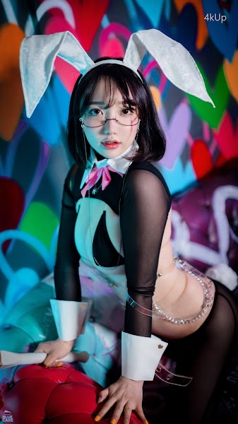 [BLUECAKE] Son Ye-Eun (손예은) Reverse Bunny Girl