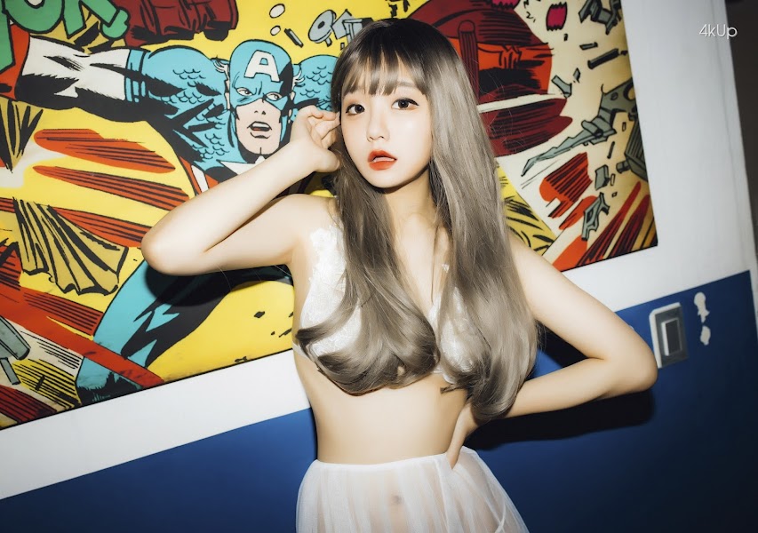 Jeong Jenny (정제니) – Jenny’s maturity – Moon Night Snap