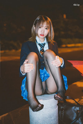 Coser@柒柒要乖哦 深夜公园JK