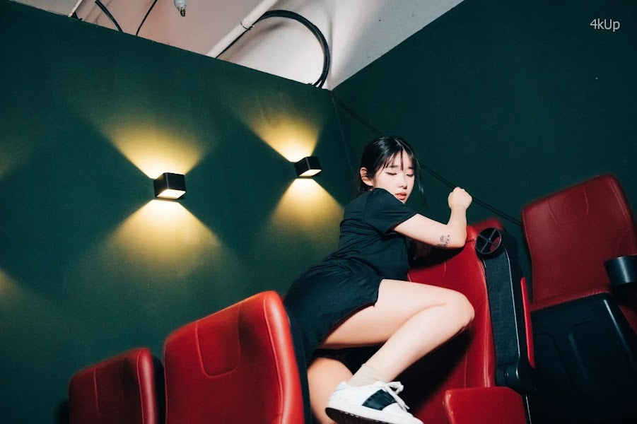[Loozy] Sonson (손손) Cinema Girl (+S.Ver)