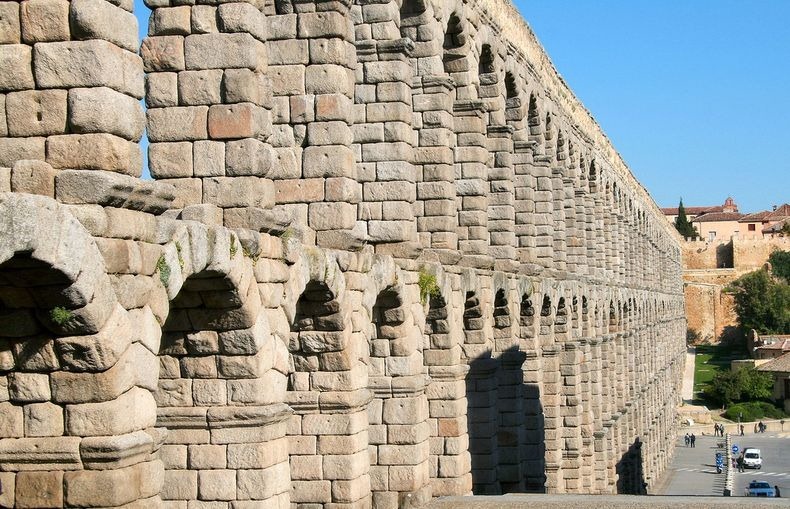 segovic-aqueduct-3