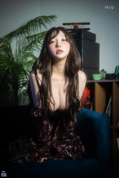 [BLUECAKE] Son Ye-Eun (손예은) Nothing RED+