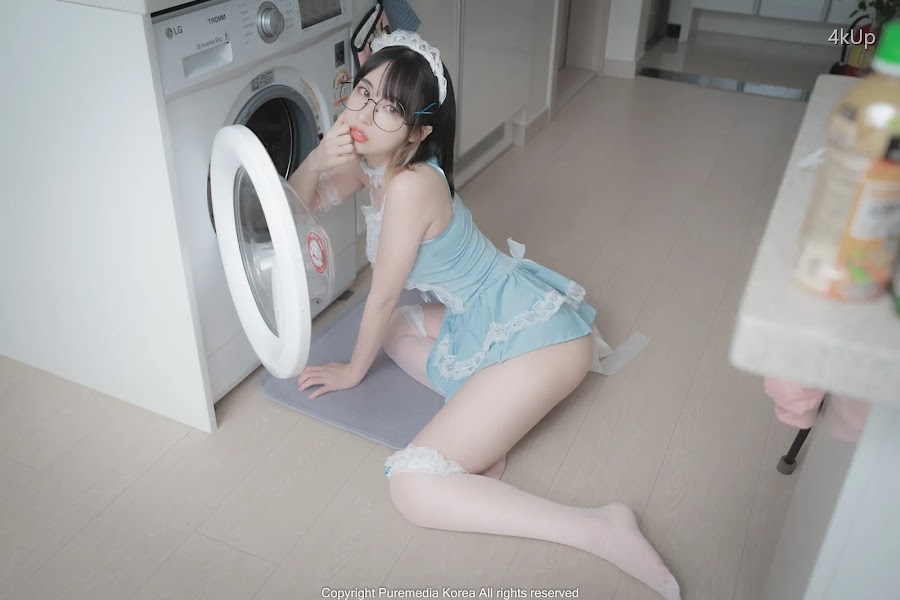Pure Media Vol.144 Uhye (이유혜)