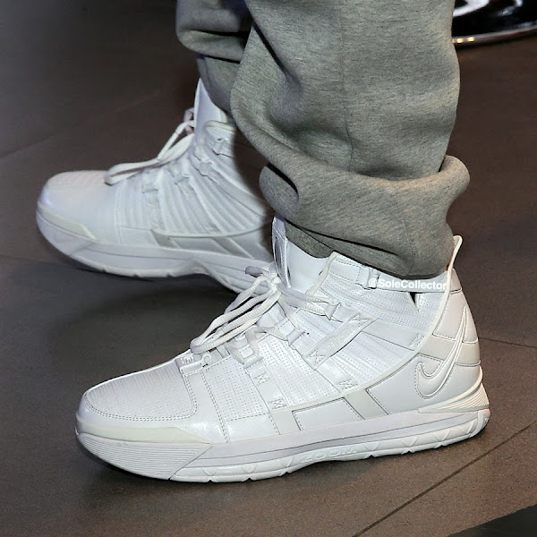 climax Algebra Bejaarden Charles Williams Wears “White Collection” Zoom LeBron III at Nike Event in  Beijing | NIKE LEBRON - LeBron James Shoes