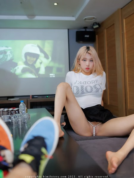 [Bimilstory] Taeri Vol.14 Karaoke Girl – Bead Panty
