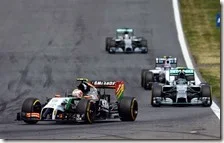 Il trenino guidato da Sergio Perez nel gran premio d'Austria 2014