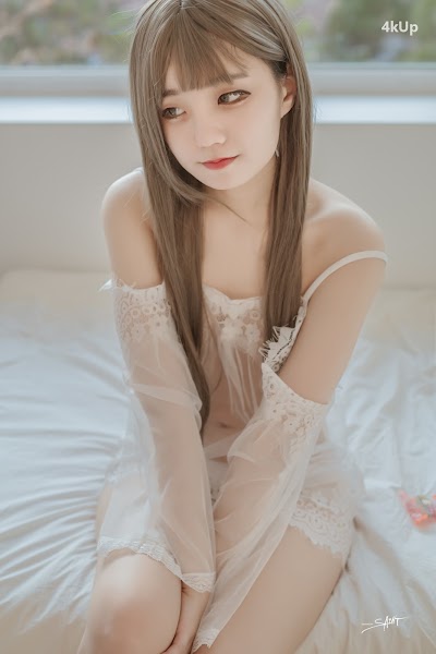 SAINT Photolife – Jeong Jenny (정제니) Jenny Vol.02