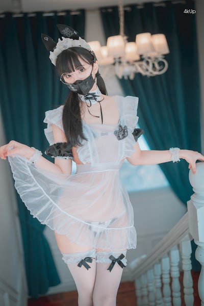 DJAWA Photo – Jeong Jenny (정제니) Maid Mansion