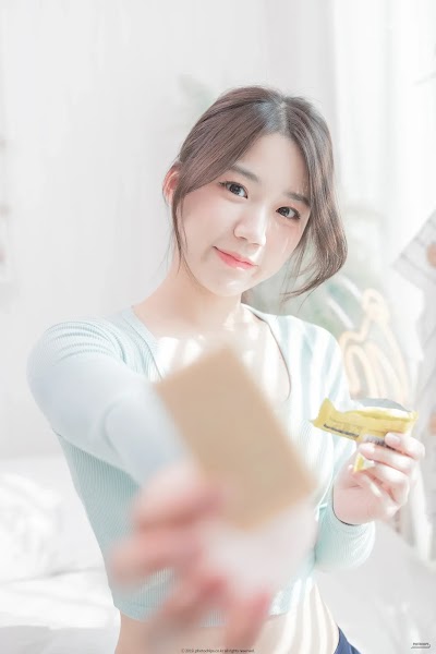 PhotoChips Vol.85 No.1 Hyeseong