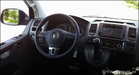 Förarmiljö-VW-Caravelle-2012