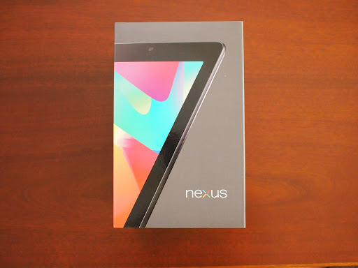 [写真]Nexus7パッケージ