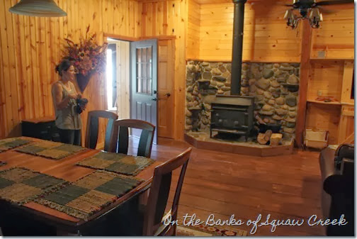 cabin dining room