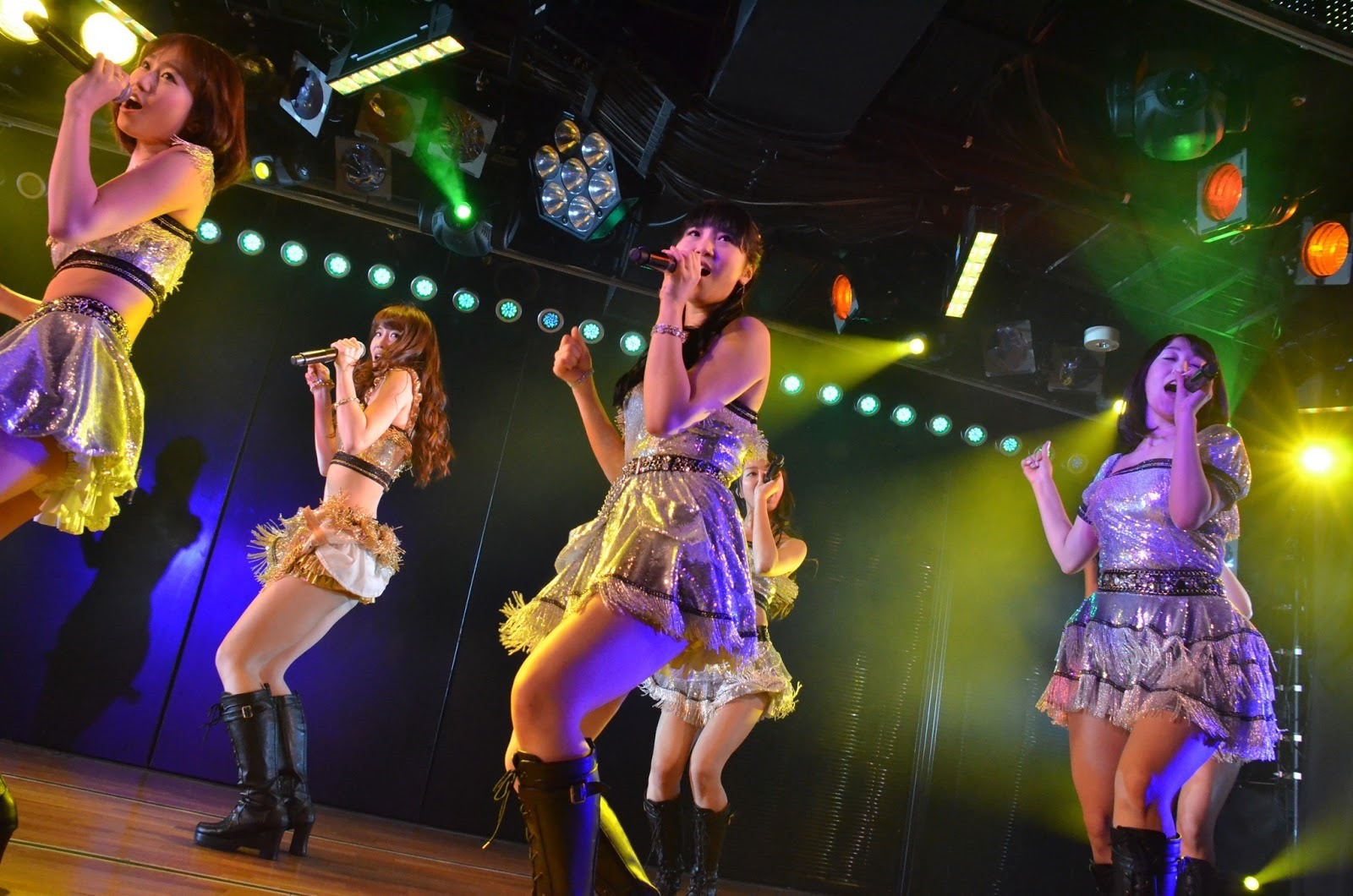 [19_1%255B2%255D%255B3%255D.jpg]