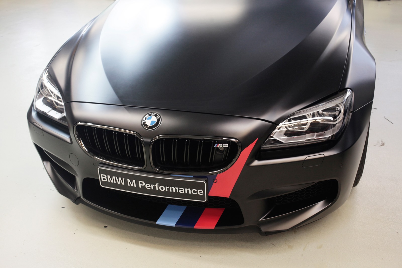 [BMW-M6-Gran-Coupe-Martin-Tomczyk-1%255B3%255D.jpg]