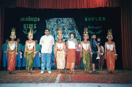 Spectacol folcloric khmer.jpg