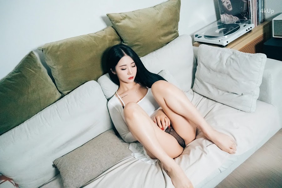 [Loozy] Bomi (보미) You Bomi