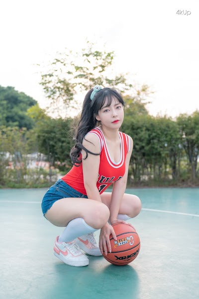 CreamSoda MoMo – MoMo Vol.01
