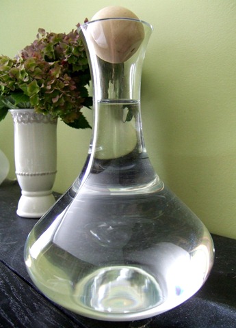 Decanter as water pitcher wooden stopper