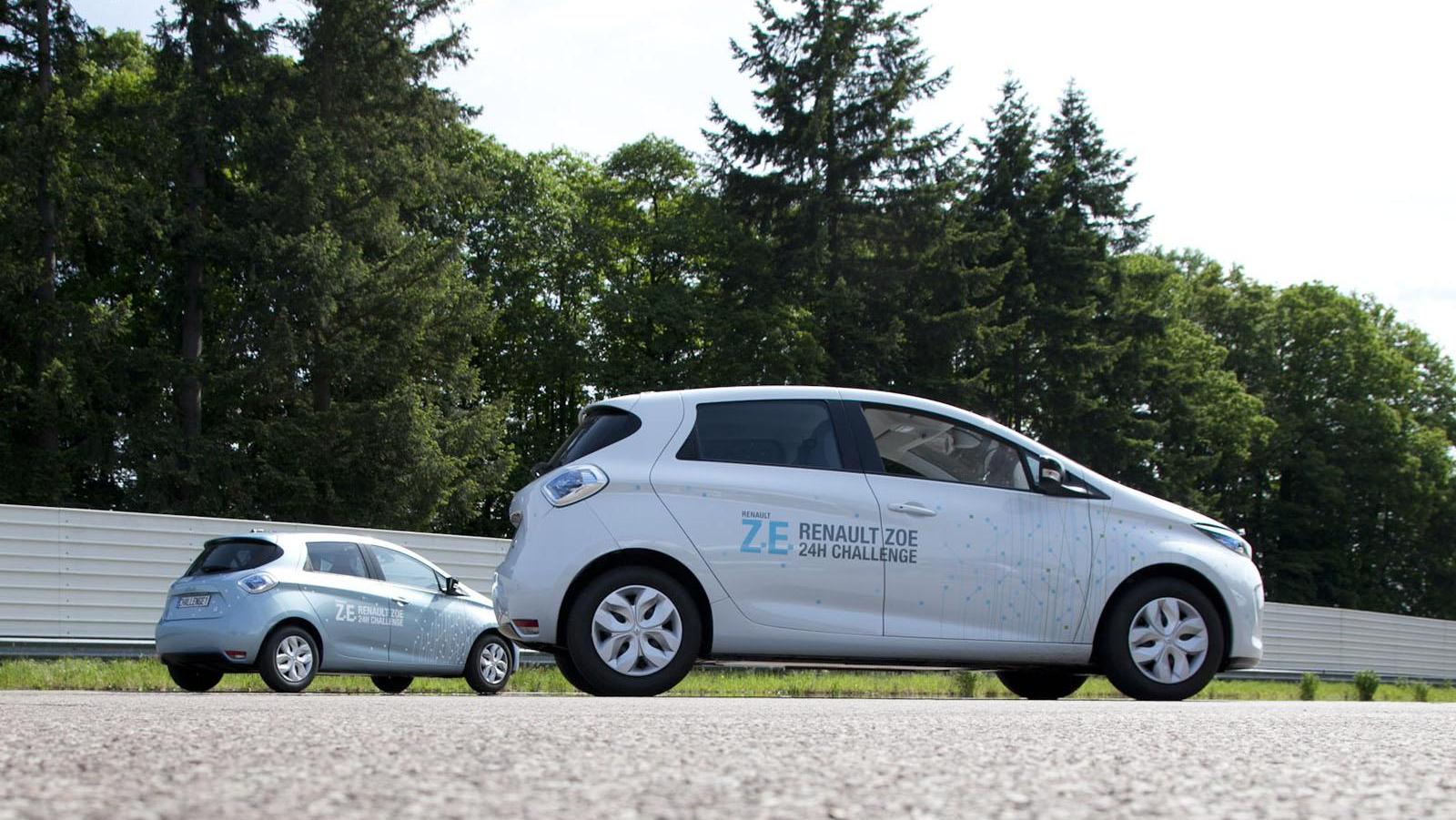 [Resim: 2013-Renault-ZOE-A-New-World-Record-3.jpg?imgmax=1800]