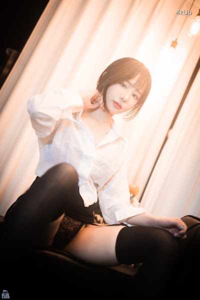[BLUECAKE] Yeji (예지) Cat Play