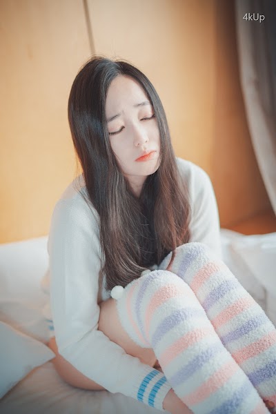 DJAWA Photo – Bambi (밤비) Homebody Girl