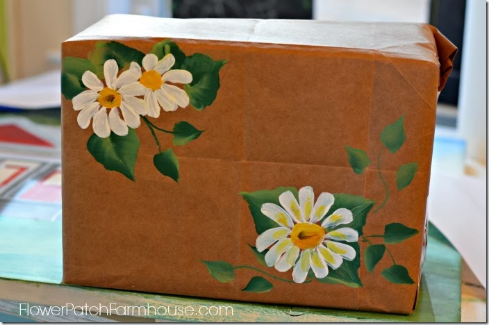 paint a daisy on gift