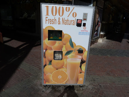Bautura Emirate: automat de suc natural