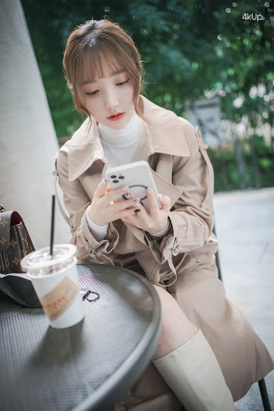 DJAWA Photo – Son Ye-Eun (손예은) A Snap of Intimacy