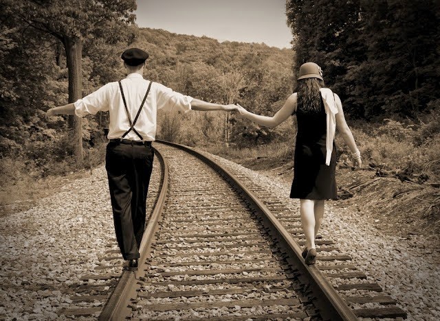 [couple-train-old-timey-photo-railroad-balance-walking%255B4%255D.jpg]