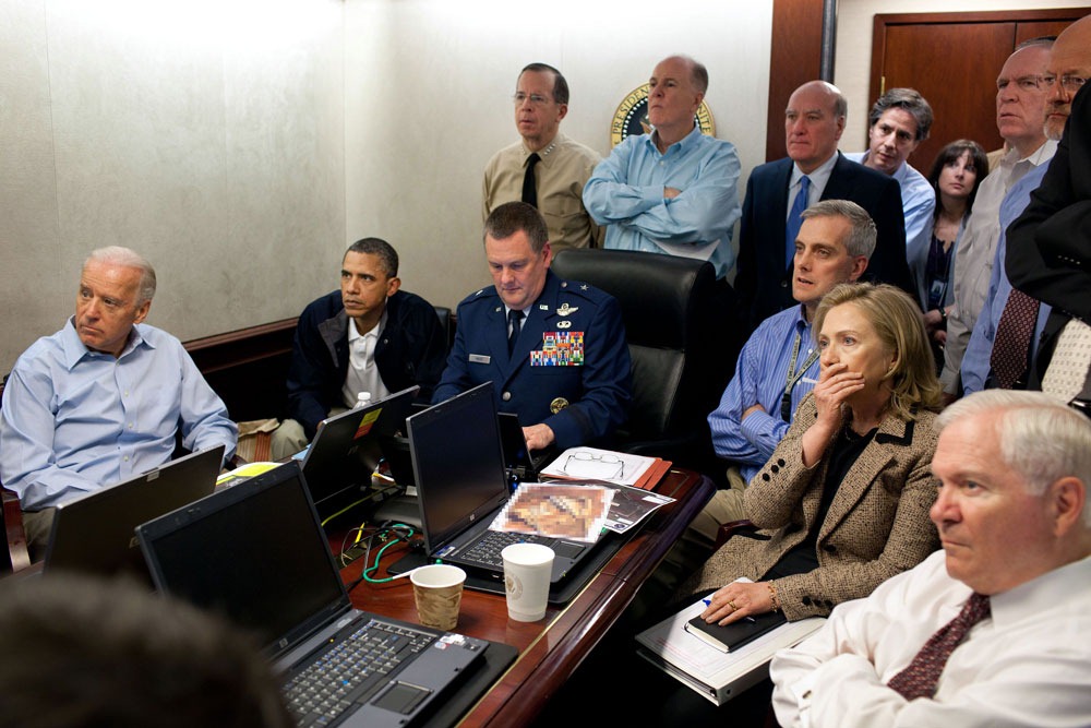 [Obama_and_Biden_await_updates_on_bin_Laden-Pete_Souza%255B3%255D.jpg]