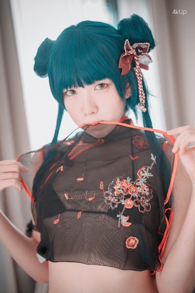 DJAWA Photo – Sonson (손손) Sheer Qipao Girl