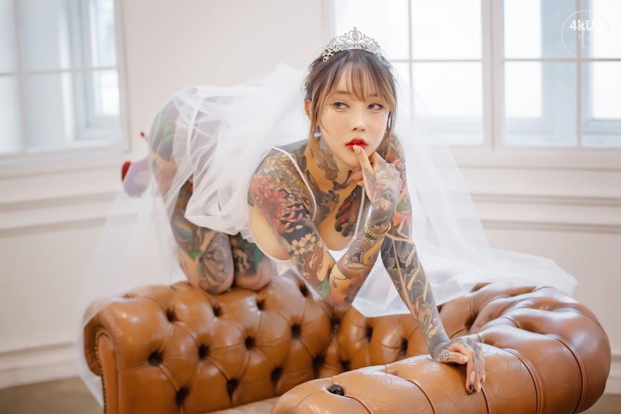 SAINT Photolife – YoKo Vol.01 & Cat Bride