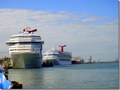 1-cruise-ships