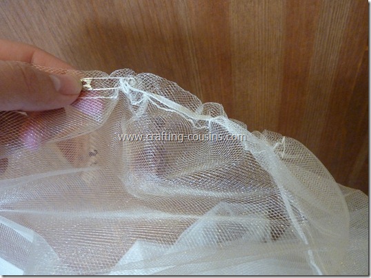 Tulle flower girl dress tutorial from the Crafty Cousins (5)