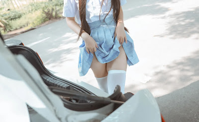 Coser@不呆猫 白丝过膝袜