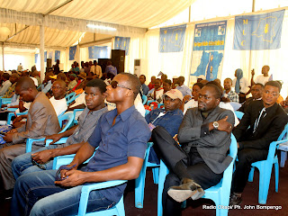 Quelques participants au congrès du MLC ce 22/07/2011 à Kinshasa. Radio Okapi/ Ph. John Bompengo