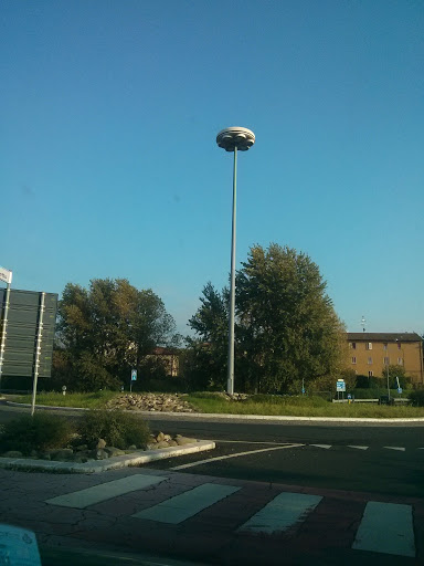 Imola - Un UFO al Centro Commerciale