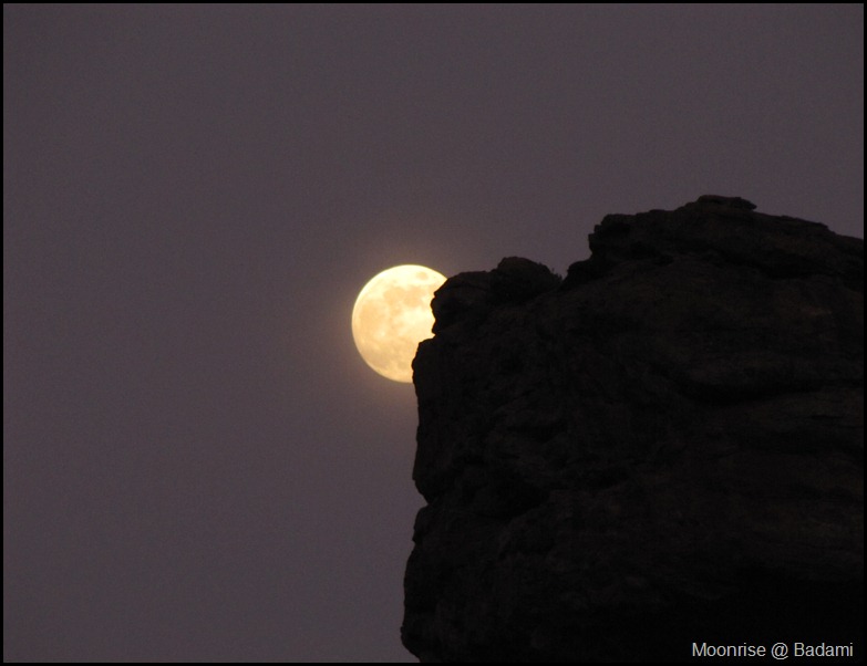 Moonrise @ Badami