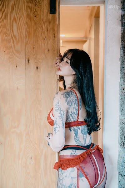 Jeon Bo-Yeon (전보연) Toilet Girl