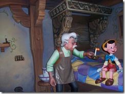 2012.07.12-031 les voyages de Pinocchio